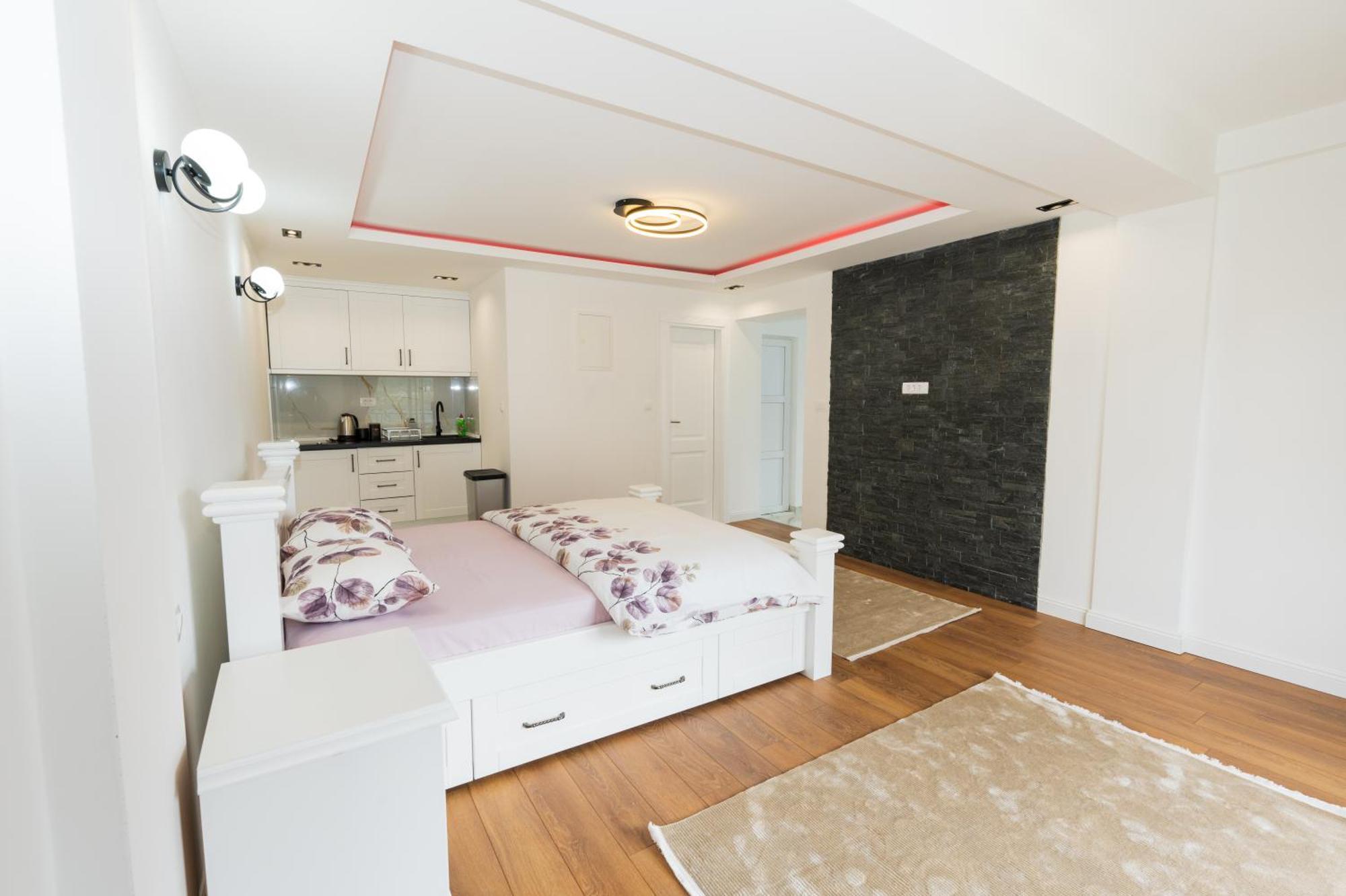 Ema Apartments Πλαβ Εξωτερικό φωτογραφία