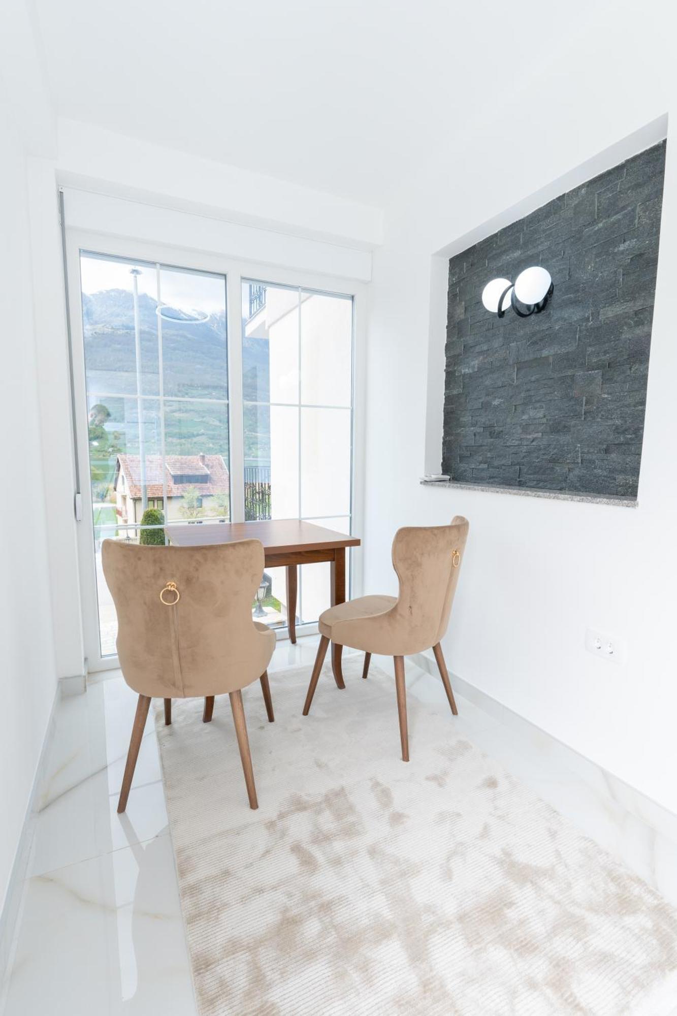 Ema Apartments Πλαβ Εξωτερικό φωτογραφία